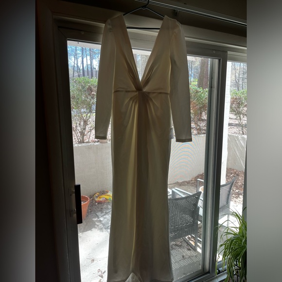 Lulu’s Stunning Romance White Maxi Dress - Picture 8 of 8